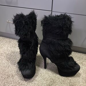Penny Loves Kenny Black Heeled Boots with Faux Fur
